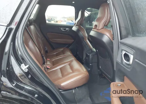 2024 Volvo Xc60 Recharge Plug-In Hybrid T8 Plus Dark Theme from USA, damaged, VIN YV4H60DL2R1782974